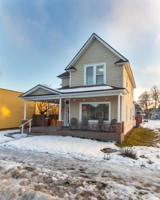 A Very Unique Quirky And Comfortable Home Spokane Buitenkant foto